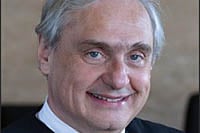 Judge Alex Kozinski.