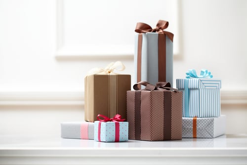 shutterstock_gift boxes on table